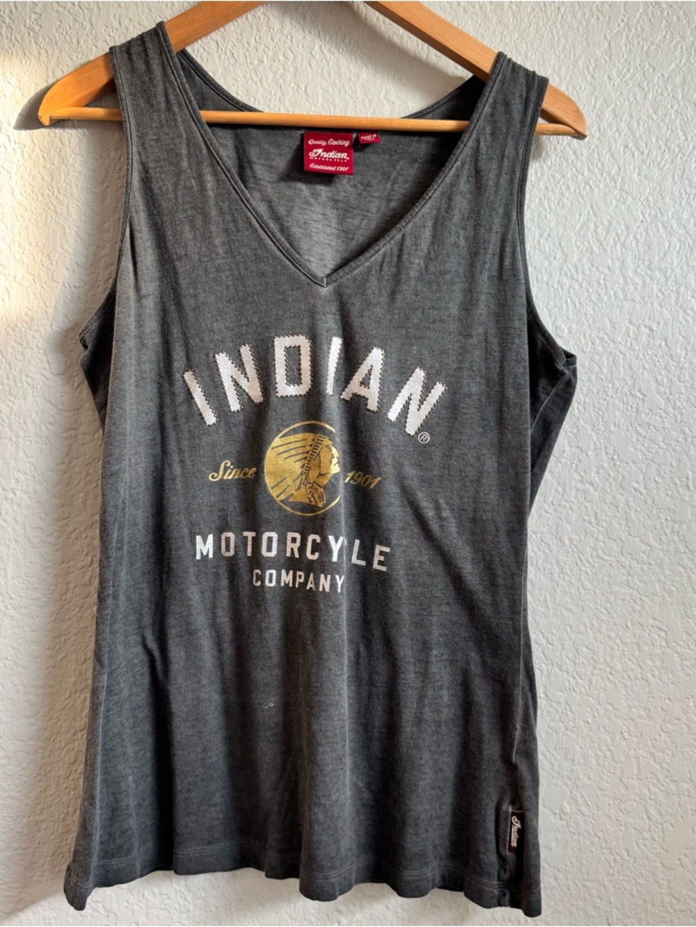 Indian Motorcycle Company Women's Gray Graphic Tank Top M